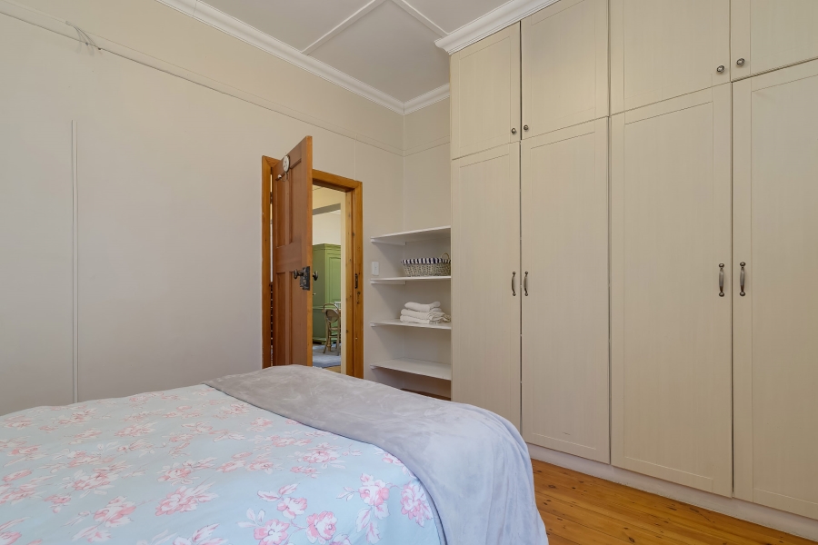 2 Bedroom Property for Sale in Claremont Western Cape